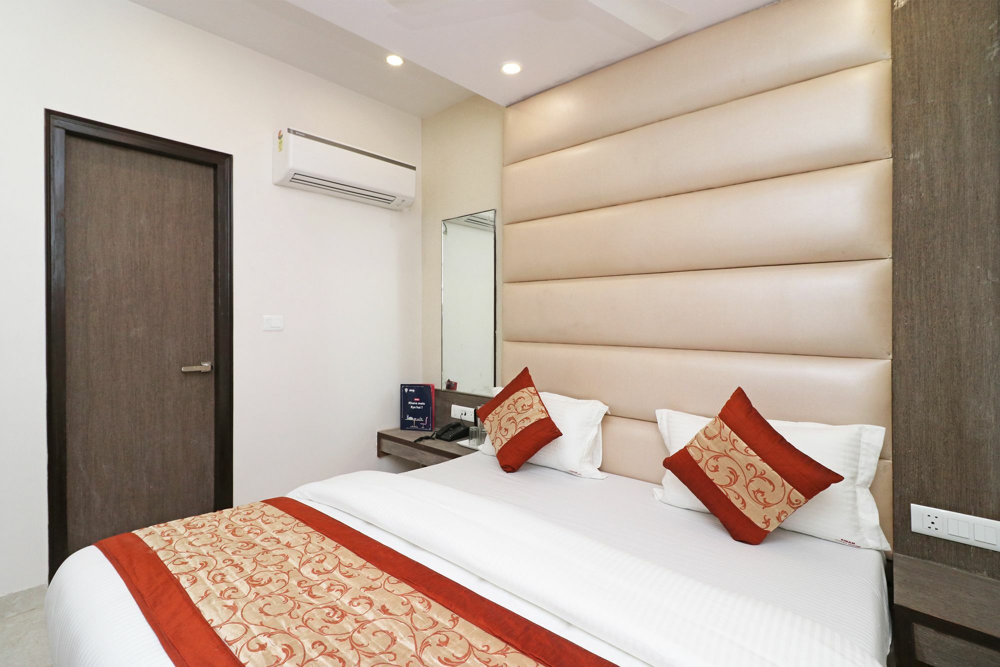 ניו דלהי Oyo 11593 Hotel Aman Guest House מראה חיצוני תמונה