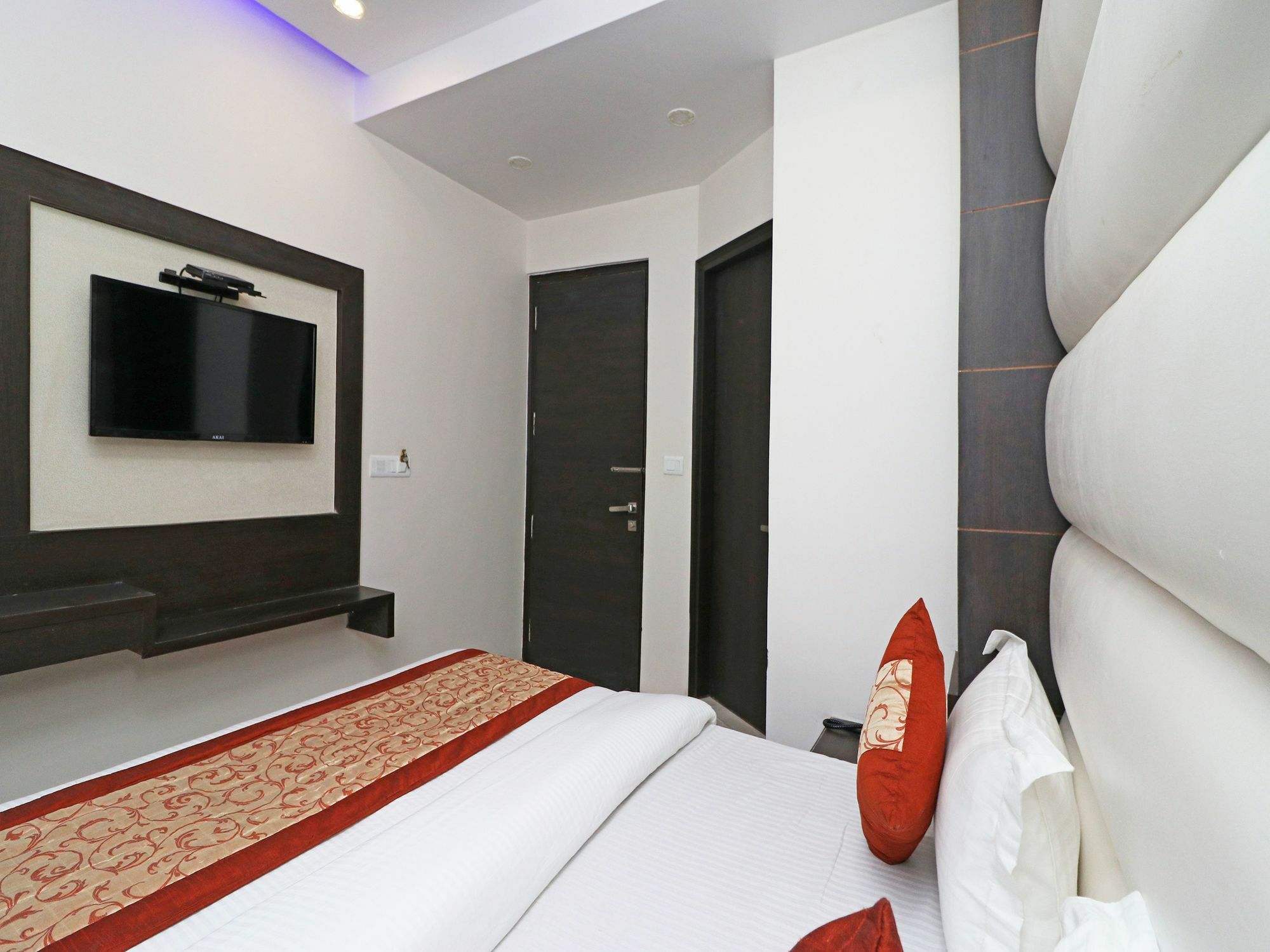 ניו דלהי Oyo 11593 Hotel Aman Guest House מראה חיצוני תמונה